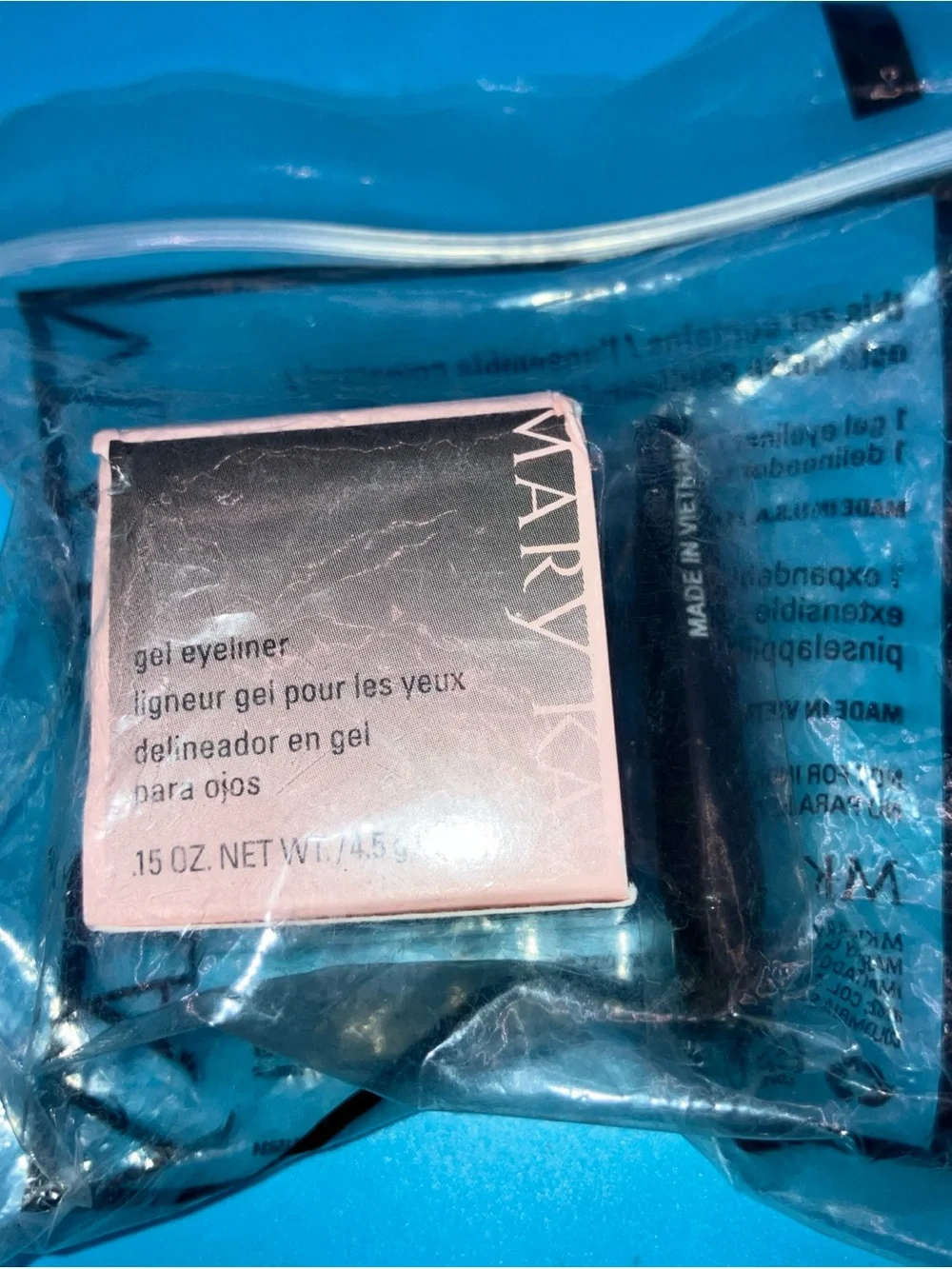 Mary Kay Gel Eyeliner in Black